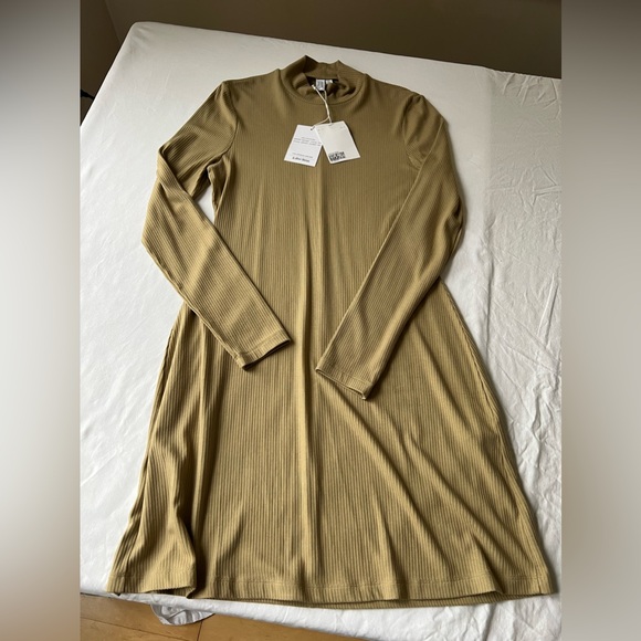 & Other Stories Turtleneck Dress - Picture 9 of 9